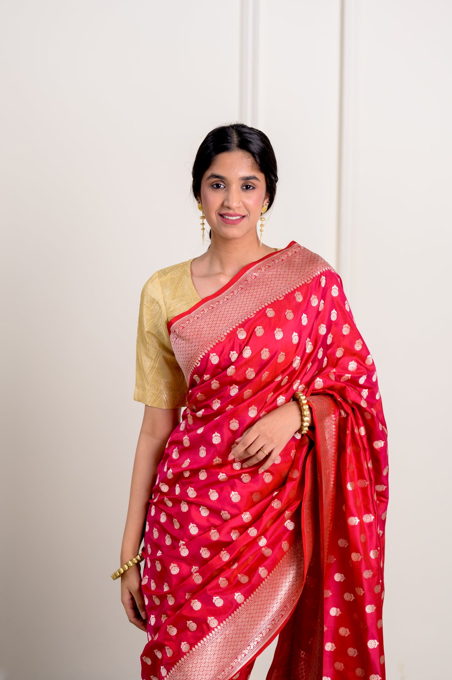 Laal Pink Pure Katan Silk Banrasi With Kadhua Weaving