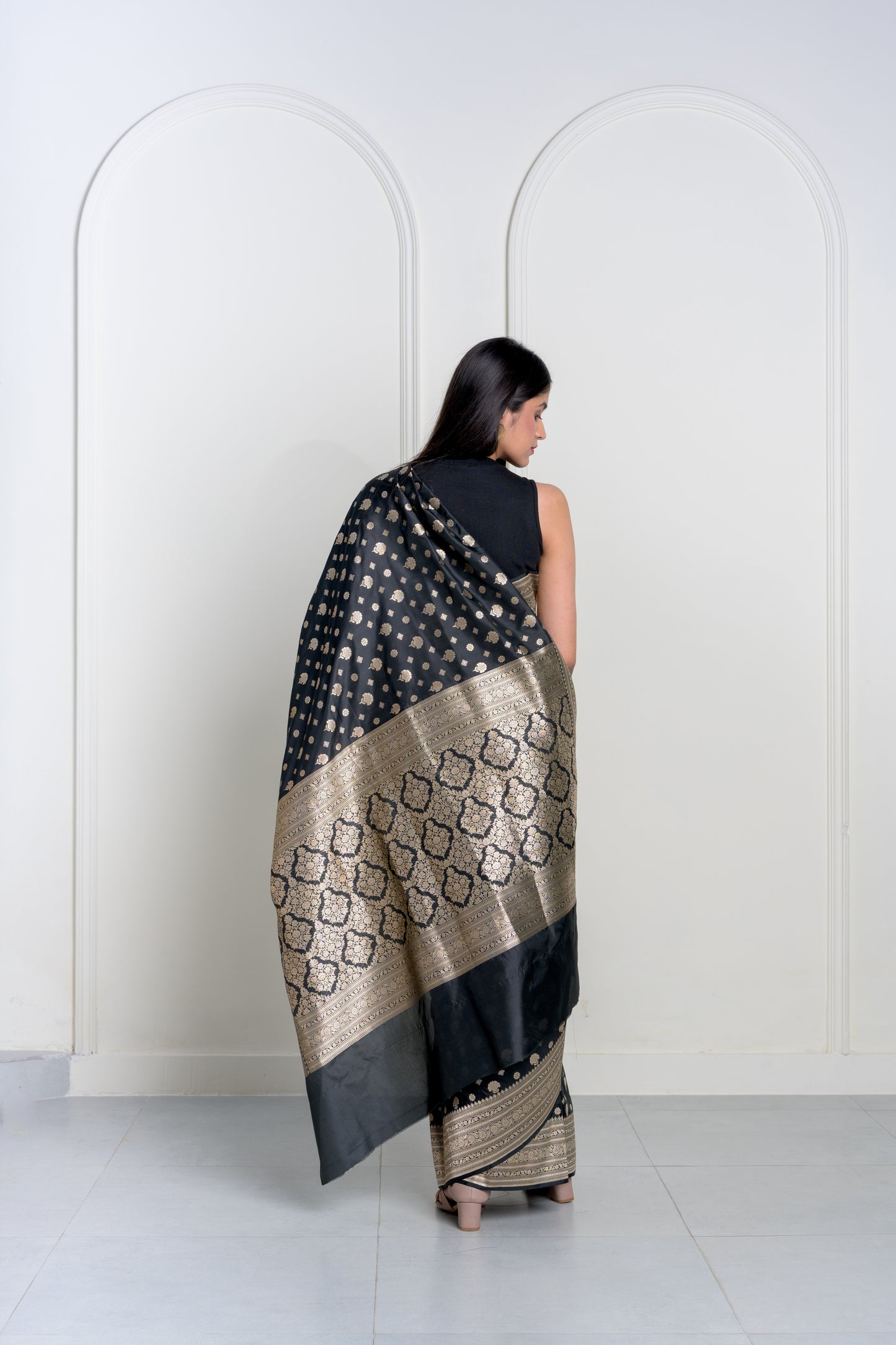 Kala Black Pure Katan Silk Banarasi With Cutwork Weaving Sonar up Boota