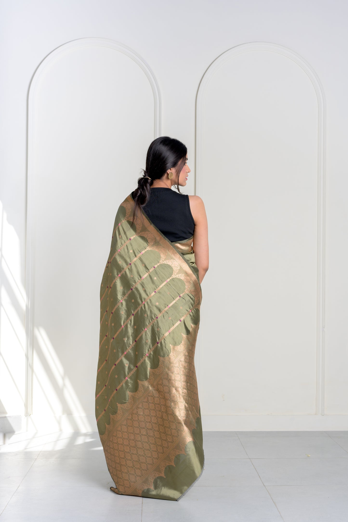 Hara Olive Pure Katan Silk Banarasi With Cutwork Weaving