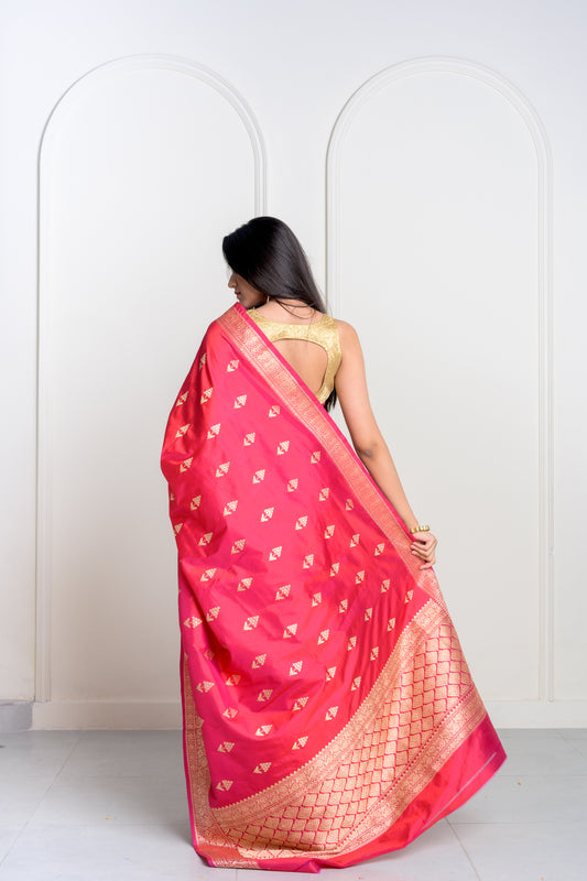 Surkh Red Katan Silk Banarasi With Kadhua Weaving